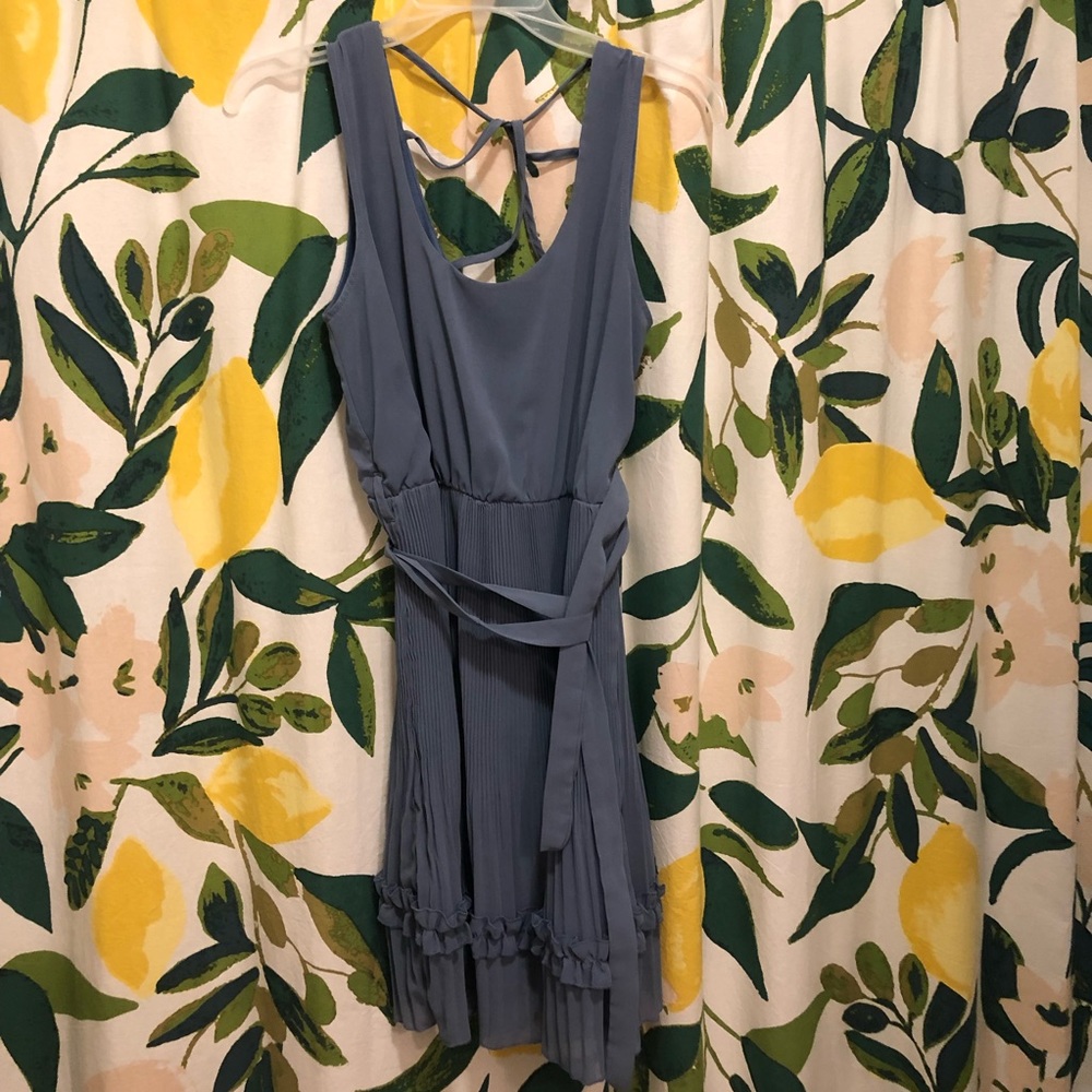 Blue knee length dress with tie